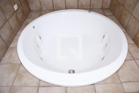 Casa à venda com 620m², 4 quartos e 4 vagasBanheiro da Suíte Master