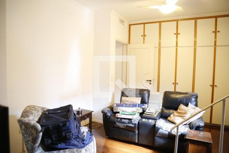 Casa à venda com 620m², 4 quartos e 4 vagasQuarto