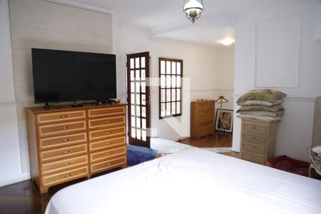 Casa à venda com 620m², 4 quartos e 4 vagasSuíte Master