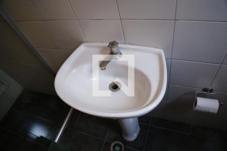 Casa à venda com 620m², 4 quartos e 4 vagasBanheiro de serviço 1