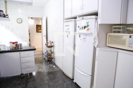 Casa à venda com 620m², 4 quartos e 4 vagasCozinha