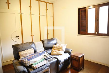 Casa à venda com 620m², 4 quartos e 4 vagasQuarto