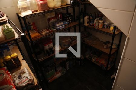 Casa à venda com 620m², 4 quartos e 4 vagasDispensa