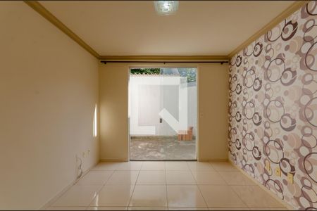 Sala de apartamento para alugar com 2 quartos, 50m² em Piratininga, Belo Horizonte