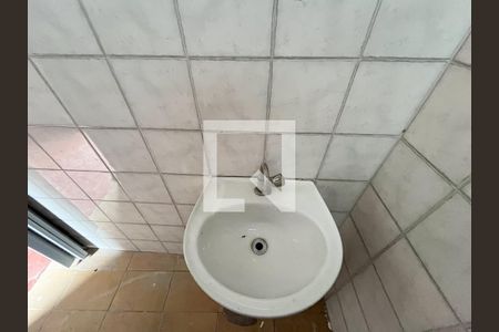 Casa à venda com 220m², 1 quarto e sem vaga Casa à venda com 220m², 1 quarto e sem vagaBanheiro