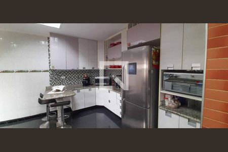 Cozinha de casa à venda com 3 quartos, 131m² em Jardim das Flores, Osasco