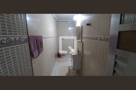 Banheiro 2 de casa à venda com 3 quartos, 131m² em Jardim das Flores, Osasco