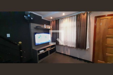 Sala de casa à venda com 3 quartos, 131m² em Jardim das Flores, Osasco