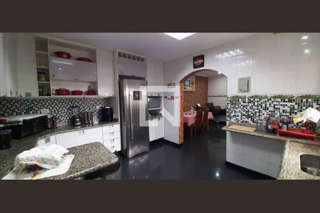 Cozinha de casa à venda com 3 quartos, 131m² em Jardim das Flores, Osasco