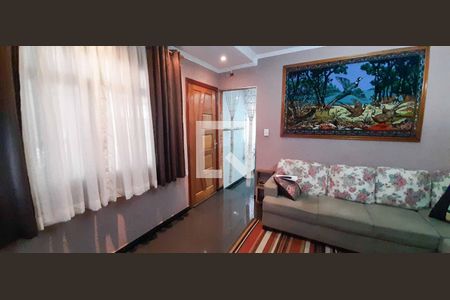 Sala de casa à venda com 3 quartos, 131m² em Jardim das Flores, Osasco
