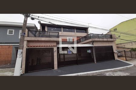 Fachada de casa à venda com 3 quartos, 131m² em Jardim das Flores, Osasco