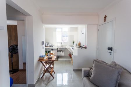 Sala/Cozinha de apartamento à venda com 2 quartos, 110m² em Santa Cruz, Belo Horizonte