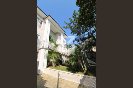 Casa para alugar com 437m², 5 quartos e 8 vagasFachada