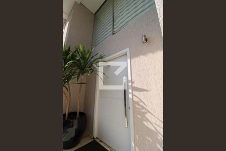 Entrada de casa à venda com 5 quartos, 437m² em Vila Inah, São Paulo
