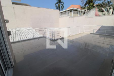 Varanda de casa para alugar com 5 quartos, 437m² em Vila Inah, São Paulo
