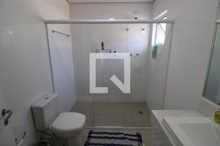 Casa para alugar com 437m², 5 quartos e 8 vagasBanheiro da Suíte 1