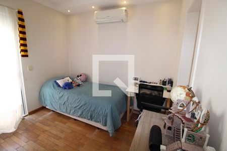 Casa para alugar com 437m², 5 quartos e 8 vagasSuíte 4