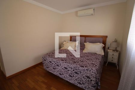 Casa para alugar com 437m², 5 quartos e 8 vagasSuíte 3