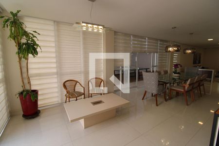 Casa para alugar com 437m², 5 quartos e 8 vagasDetalhe Sala