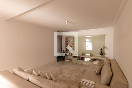 Sala de casa à venda com 3 quartos, 220m² em Dom Cabral, Belo Horizonte