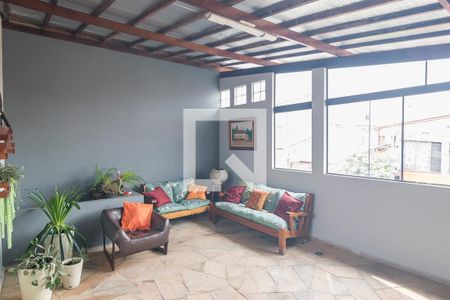 Casa à venda com 219m², 3 quartos e 4 vagas Casa à venda com 219m², 3 quartos e 4 vagasÁrea da Churrasqueira