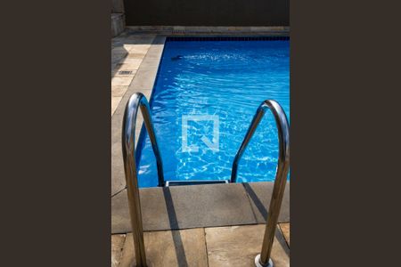 Apartamento para alugar com 46m², 2 quartos e 1 vagaÁrea comum - Piscina