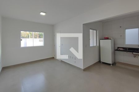 Sala de casa à venda com 2 quartos, 100m² em Parque Jambeiro, Campinas