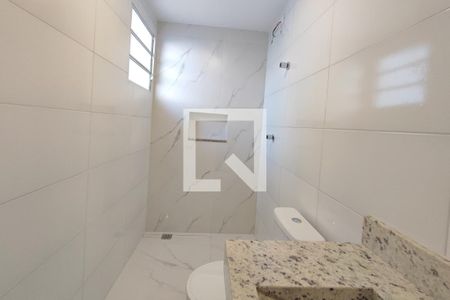 Banheiro Suíte de casa à venda com 2 quartos, 100m² em Parque Jambeiro, Campinas