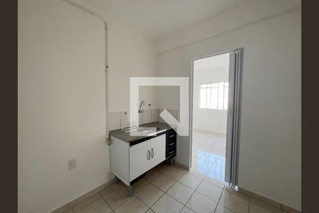 Cozinha de kitnet/studio para alugar com 1 quarto, 21m² em Vila Parque Jabaquara, São Paulo