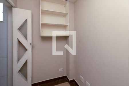 Apartamento para alugar com 69m², 2 quartos e 1 vagaquarto de serviço_2