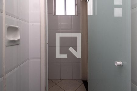 Apartamento para alugar com 69m², 2 quartos e 1 vagabanheiro na área de serviço_3