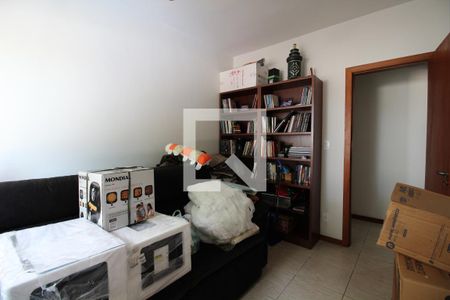Casa de condomínio à venda com 200m², 3 quartos e 1 vagaQuarto 2