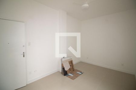 Sala de apartamento à venda com 1 quarto, 18m² em Copacabana, Rio de Janeiro