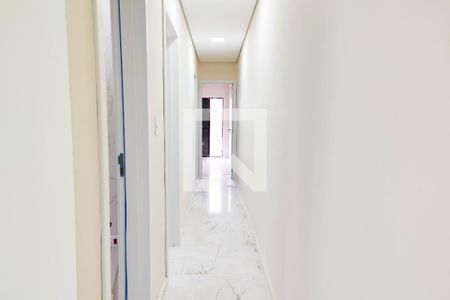 Corredor de apartamento à venda com 3 quartos, 90m² em Vila Scarpelli, Santo André
