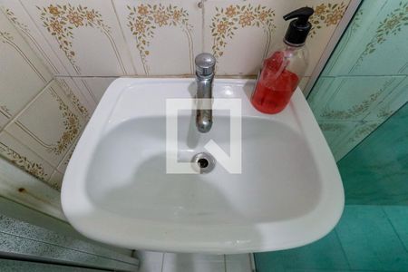 Casa à venda com 263m², 6 quartos e 2 vagas Casa à venda com 263m², 6 quartos e 2 vagasBanheiro 3