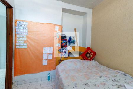 Casa à venda com 263m², 6 quartos e 2 vagas Casa à venda com 263m², 6 quartos e 2 vagasQuarto 6