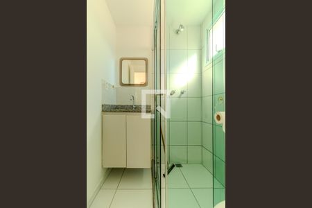 Banheiro de kitnet/studio para alugar com 1 quarto, 30m² em Vila Buarque, São Paulo