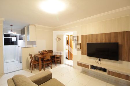 Sala de apartamento para alugar com 2 quartos, 66m² em Santa Mônica, Uberlândia