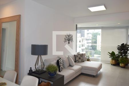 Sala de apartamento à venda com 2 quartos, 97m² em Cerqueira César, São Paulo