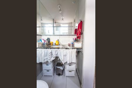 Apartamento à venda com 149m², 3 quartos e 3 vagas Apartamento à venda com 149m², 3 quartos e 3 vagasBanheiro da Suíte
