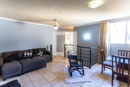 Apartamento à venda com 149m², 3 quartos e 3 vagas Apartamento à venda com 149m², 3 quartos e 3 vagasSala 2 na Cobertura