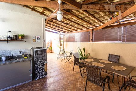 Apartamento à venda com 149m², 3 quartos e 3 vagas Apartamento à venda com 149m², 3 quartos e 3 vagasCobertura