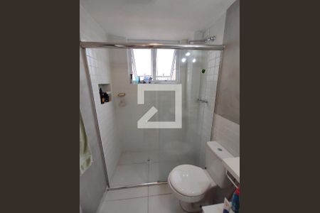 Banheiro  de apartamento à venda com 2 quartos, 54m² em Perdizes, São Paulo
