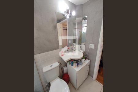 Banheiro  de apartamento à venda com 2 quartos, 54m² em Perdizes, São Paulo