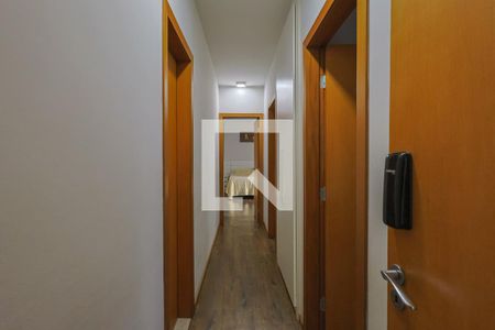 Corredor de apartamento à venda com 4 quartos, 232m² em Sion, Belo Horizonte