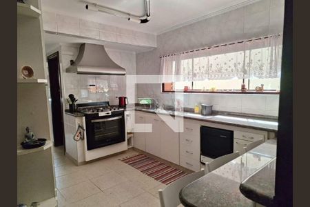 Casa à venda com 3 quartos, 276m² em Parque Jatibaia (Sousas), Campinas