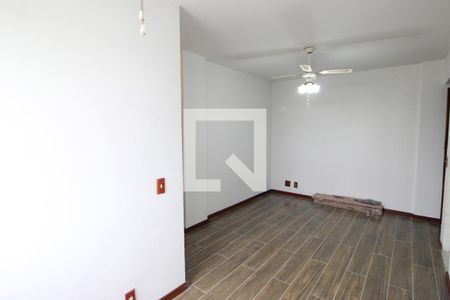 Sala de apartamento para alugar com 2 quartos, 52m² em Bento Ribeiro, Rio de Janeiro
