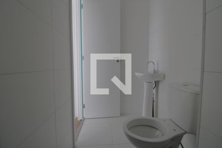 Banheiro de apartamento para alugar com 2 quartos, 34m² em Socorro, São Paulo
