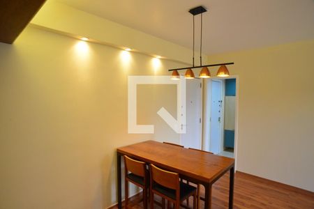 Sala de apartamento para alugar com 2 quartos, 82m² em Barra da Tijuca, Rio de Janeiro