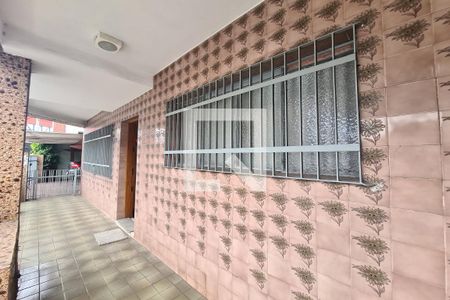 Casa à venda com 178m², 3 quartos e 3 vagasEntrada